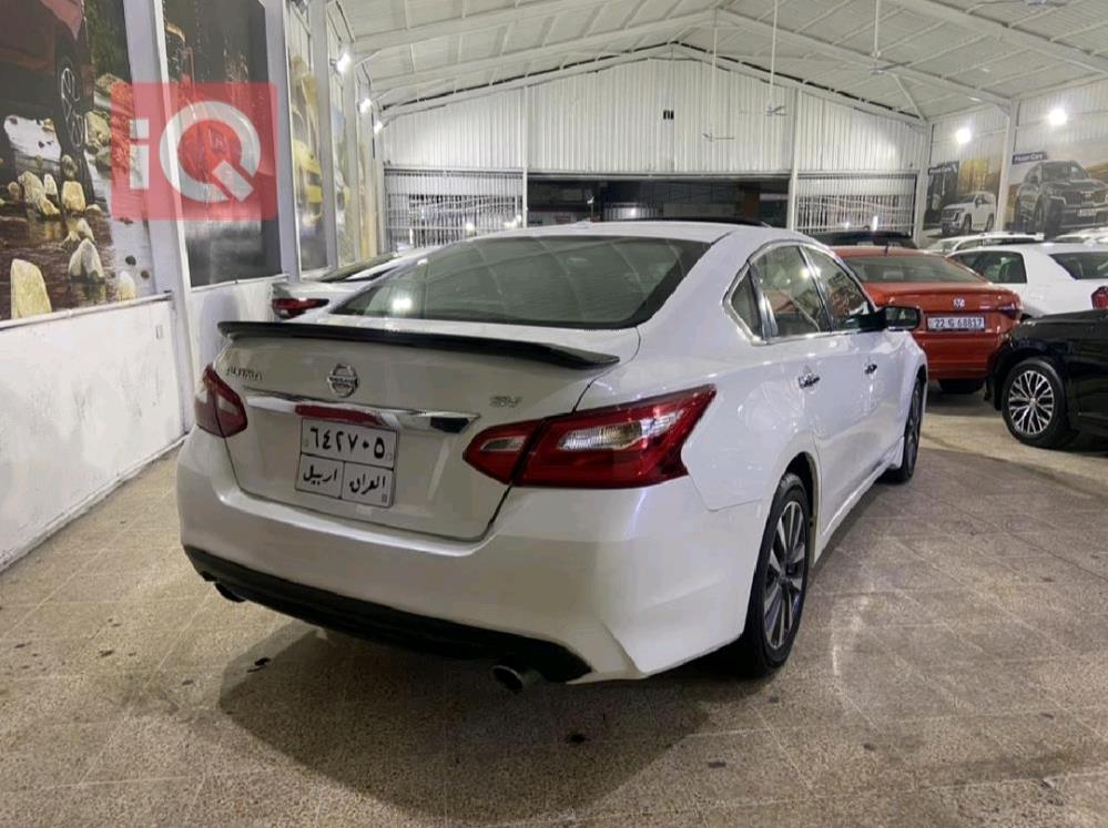 Nissan Altima